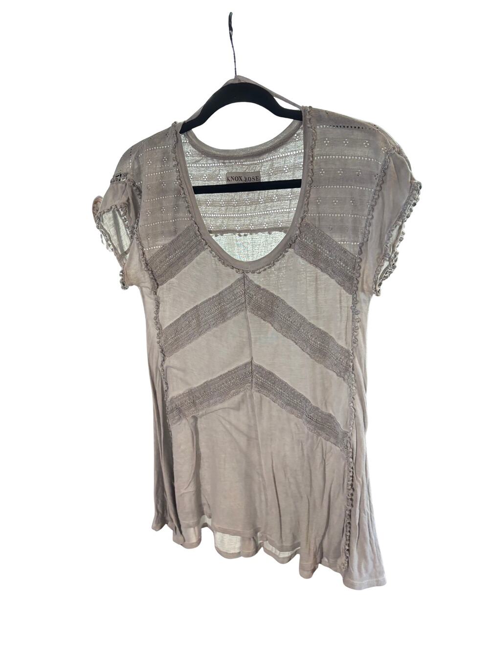 Knox Rose Gray Hippie Flowy Top